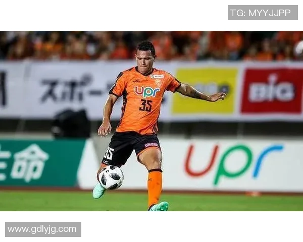 柏雷素尔迎战山口雷法争夺赛季关键三分的激烈对决