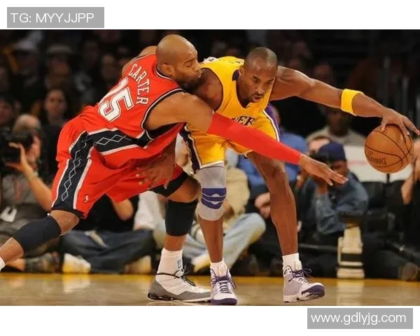 无球犯规在篮球比赛中的重要性与裁判判罚标准分析